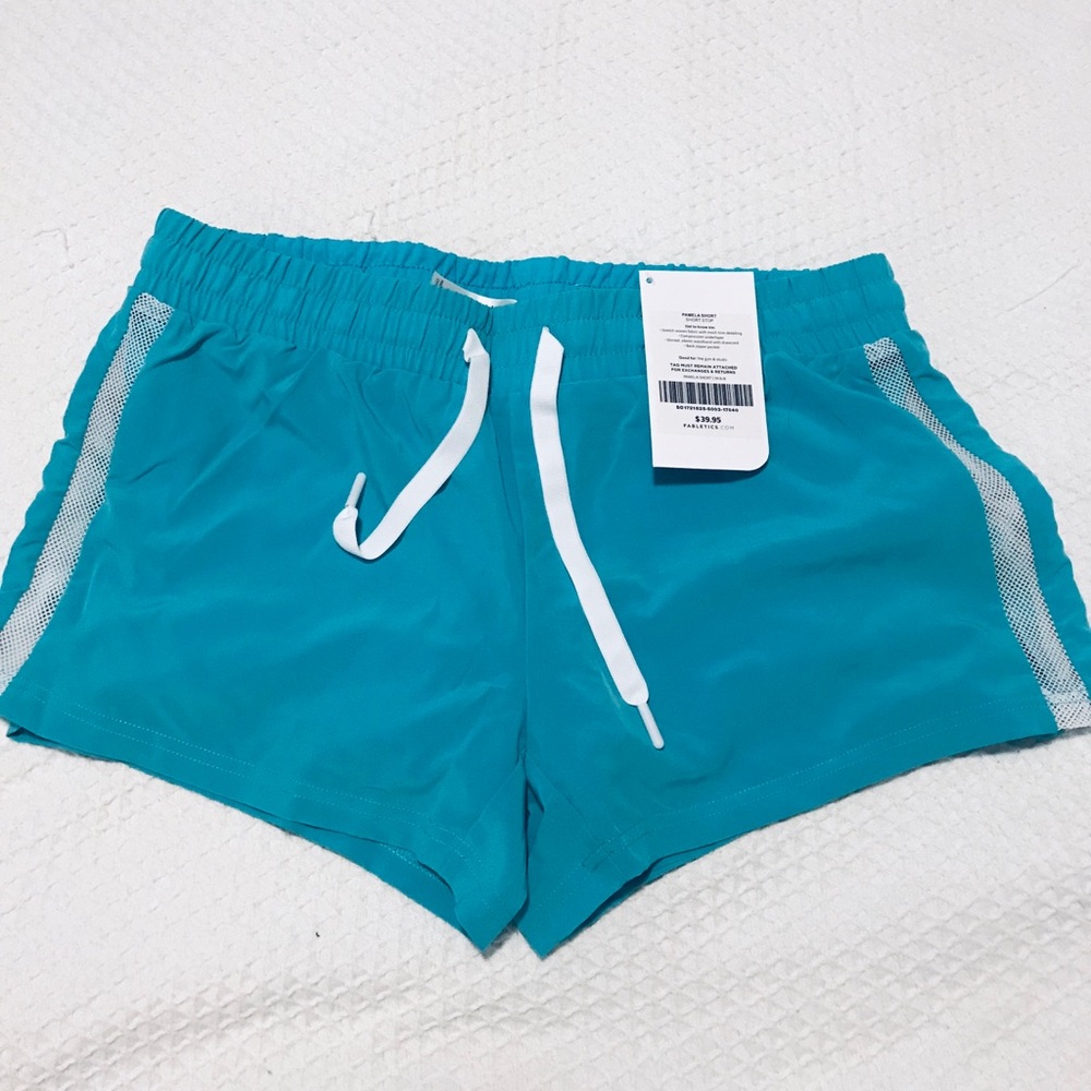 Fabletics Pamela Short